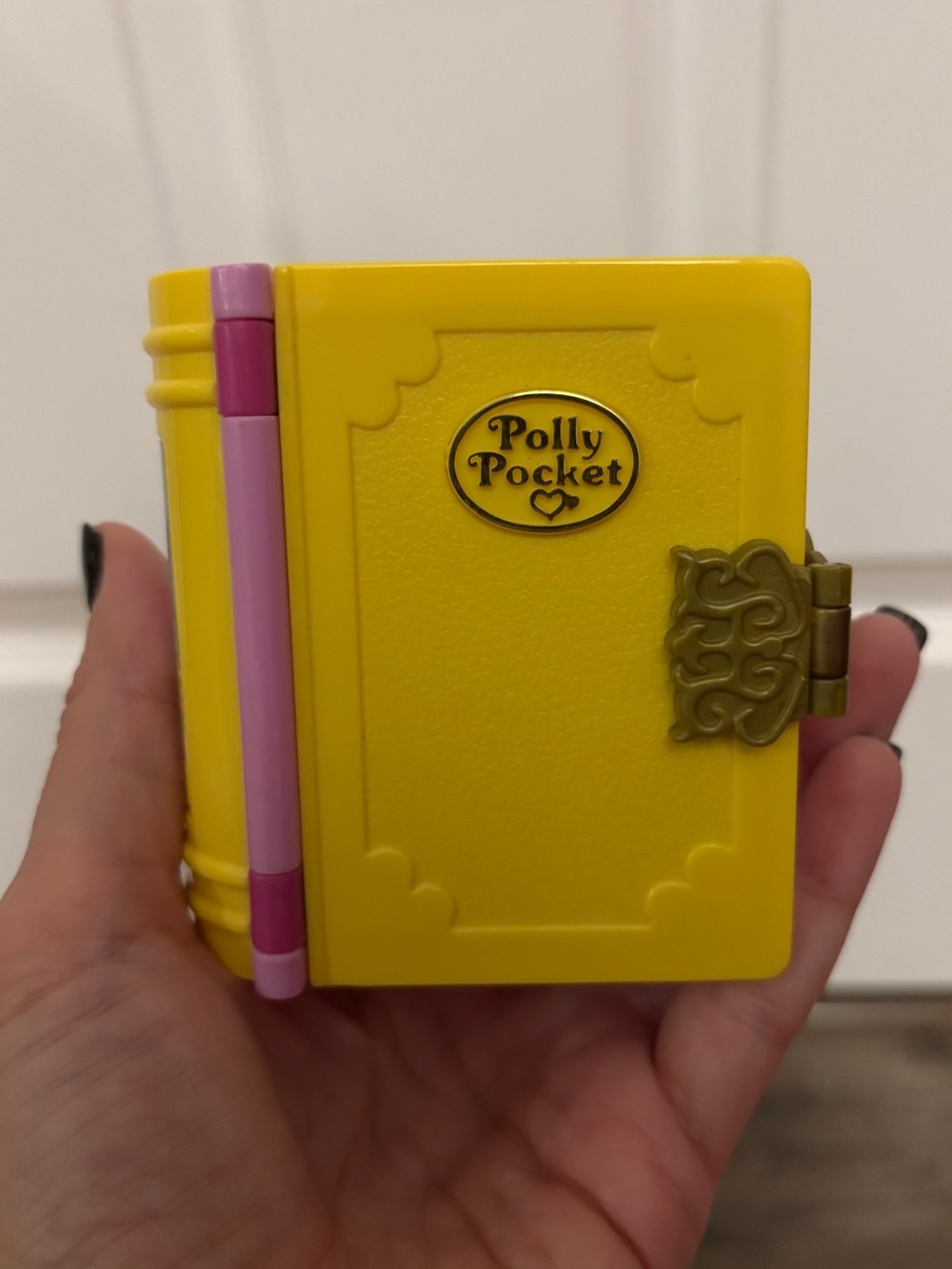 Vintage 1995 Bluebird Polly Pocket Enchanted Storybook Princess Palace, read